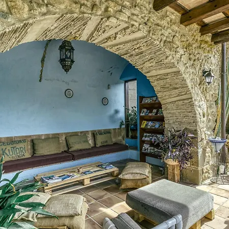 Landhaus La Pallissa De Llampaies